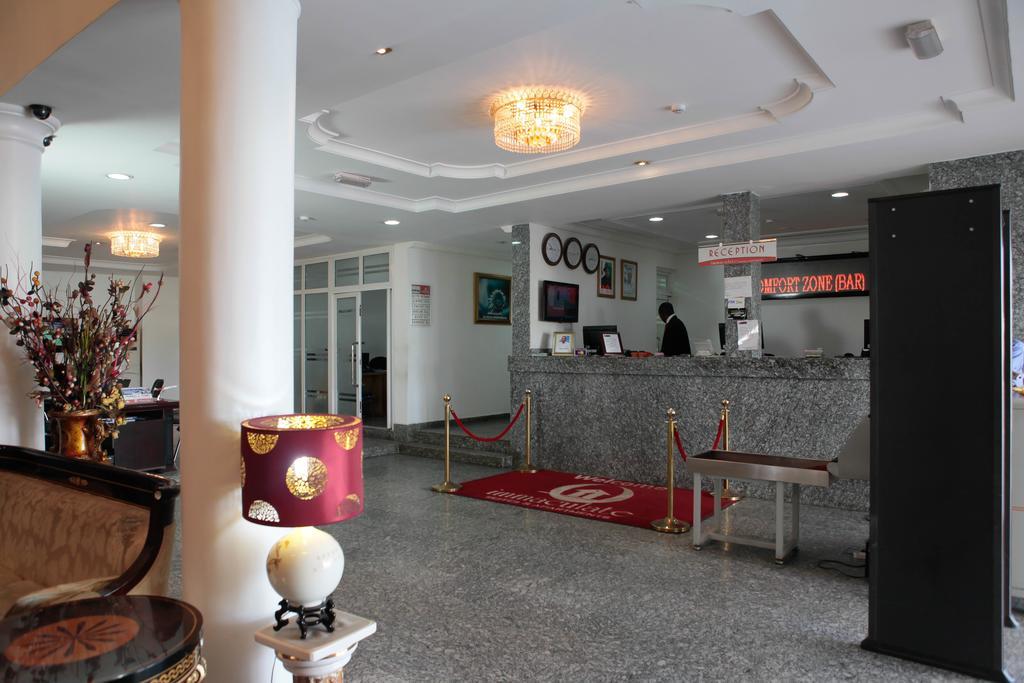 Immaculate Suites And Apartments Mobushipe Exterior photo